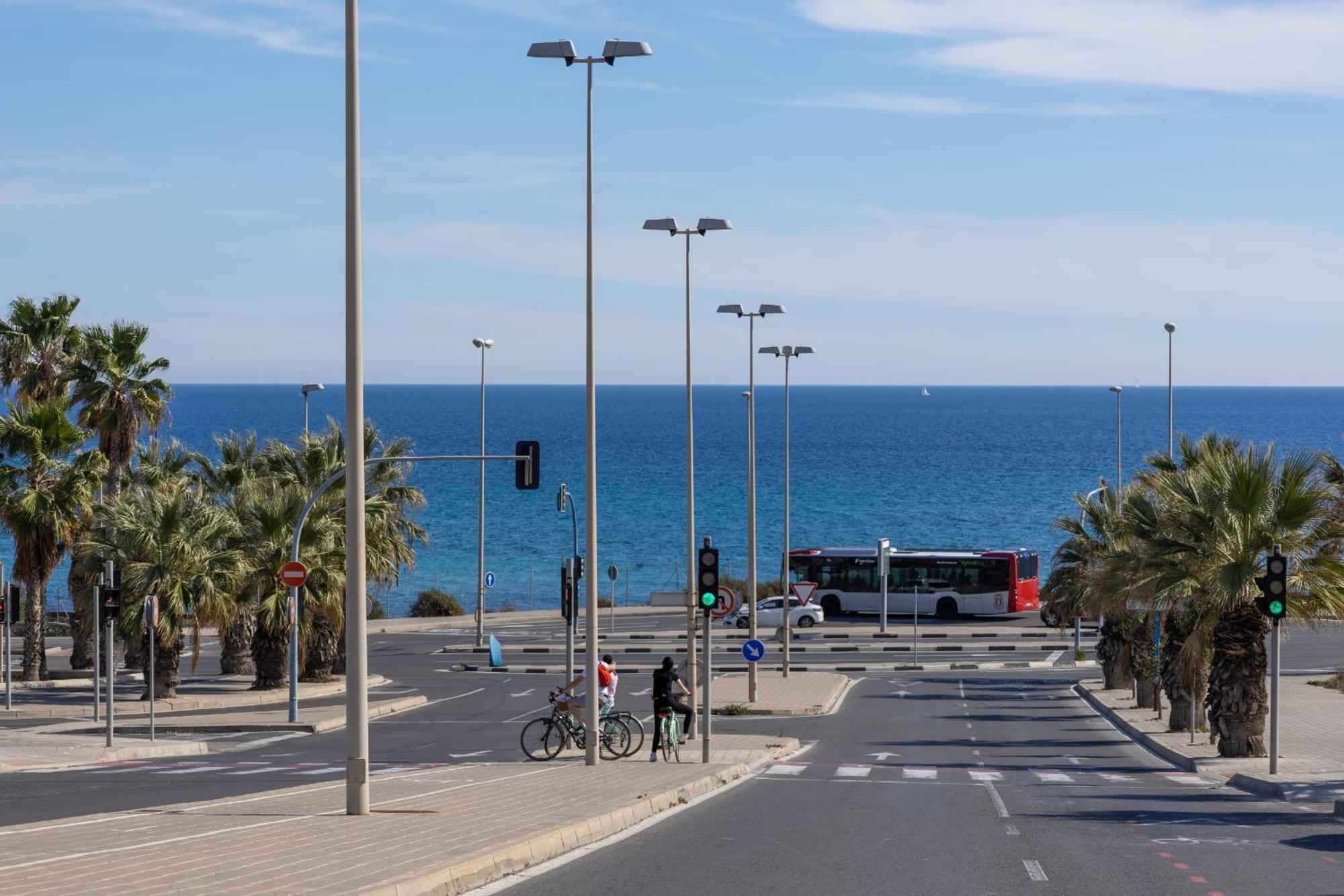 Alicante Hills Premium ภายนอก รูปภาพ